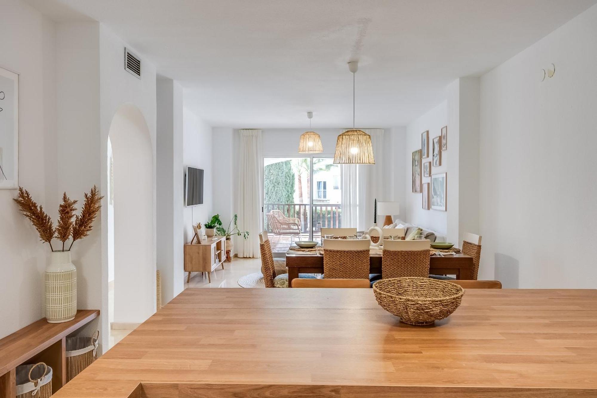 Gezellig Stijlvol Appartement Dichtbij Het Strand Estepona Luaran gambar